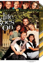 Guarda online Life Goes On gratuitamente. Life Goes On poster