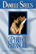 Смотреть A Perfect Stranger онлайн бесплатно.